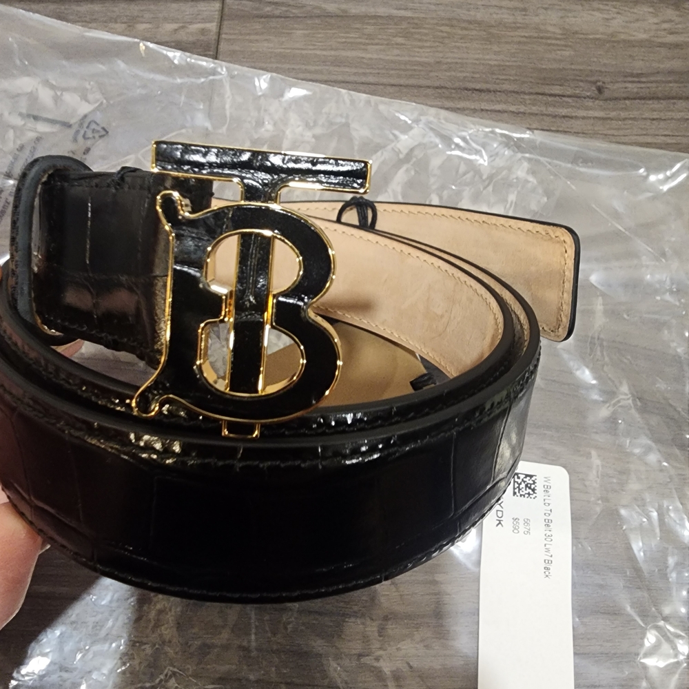 Burberry Black and Gold Belt Elegant Accessory